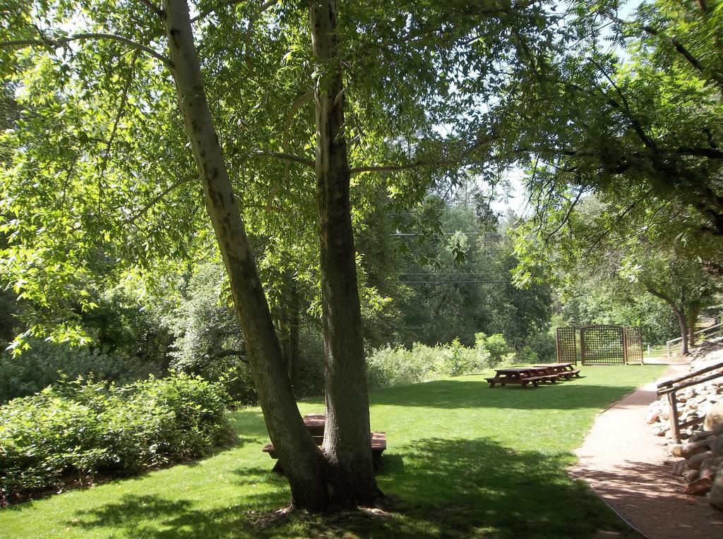 פייסון Kohl'S Ranch Lodge מראה חיצוני תמונה